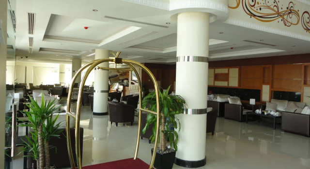 Meral Crown Hotel