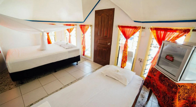 Taufua Beach Fales, Prenota Hotel Lalomanu Upolu