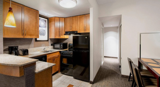 Люкс с 2 комнатами с видом на город Residence Inn by Marriott Kingston Waters Edge