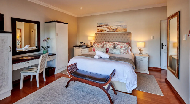 The Hamptons Guest House