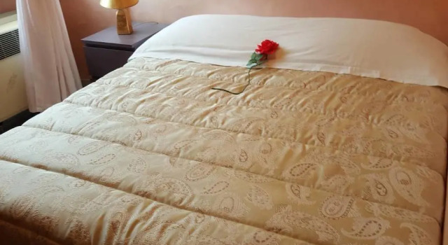 Guest House Ave Popolo, Забронировать Гостевой дом Гостевые дома Рима, рядом с Piazza San Giovanni in Laterano, Гостевой дом