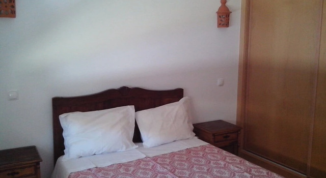 Lovely 1-bedroom Apartment in Olhos de Agua, Rezerwuj Apartament Hotele w Algarve z parkingiem, Parking