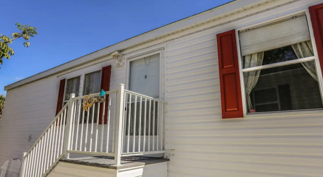 508 Red Deer Indian Creek