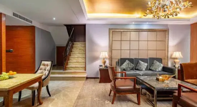 Люкс Deluxe Serengeti Hotel