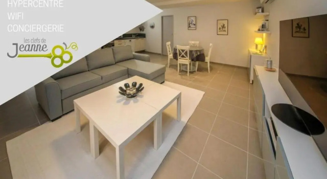 Апартаменты Appartement Spacieux - Hypercentre - Wifi - Gaillac