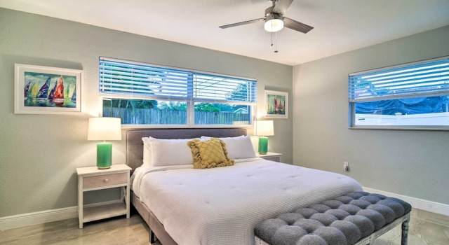 Updated Largo Getaway w/ Private Pool & Lanai!, Buchen Sie Ferienhaus Cottages in Pinellas County, Cottage