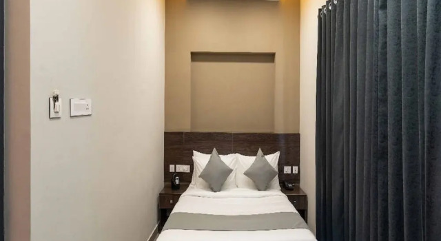Номер Standard Saravana Grand Suites - A Unit of Saravana Bhavan Veg Tables Kochi