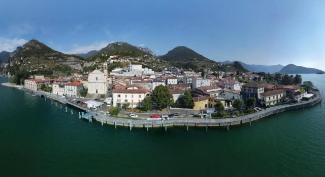 37 Iseo Lake A&A