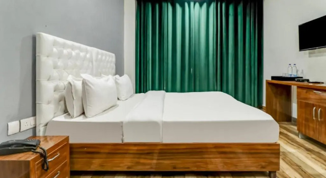 Номер Deluxe Super Collection O Toll Plaza Kherki Daula Manesar Formerly Hotel Sky