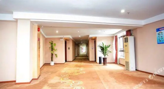 Tongcheng Business Hotel, Boek Hotel Hotels in Guangdong met parkeren, Parkeren