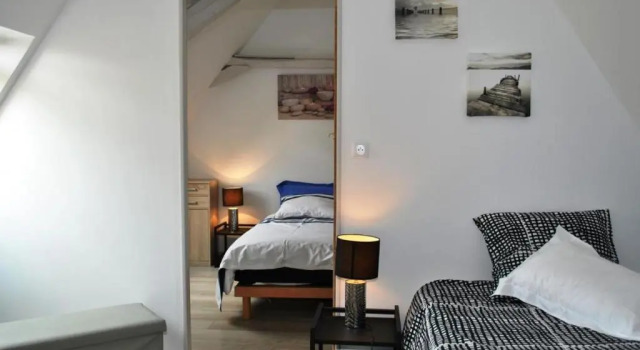 Gîte de charme en Touraine avec clim, jardin et toutes commodités incluses, proche Châteaux de la Loire - FR-1-381-102, Book Hotel  