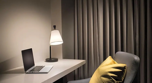 Шестиместный номер Standard Nashville Marriott at Vanderbilt University