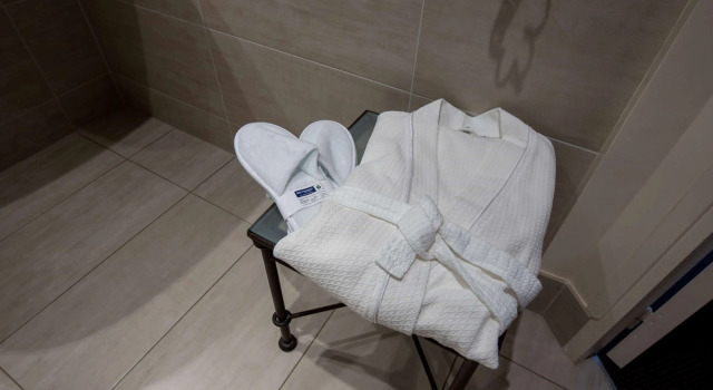 Трёхместный номер Comfort Best Western Le Relais de Laguiole Hôtel & Spa