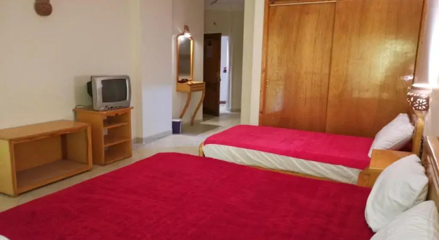 Трёхместный номер Standard Golden Rose Hotel