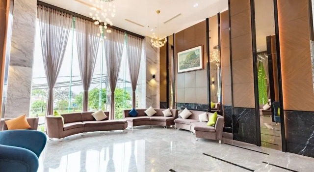 Cat Ba Paradise Hotel - Sky Bar & Massage, Забронировать Отель Отели Национального парка Cat Ba 4 звезды, 4*