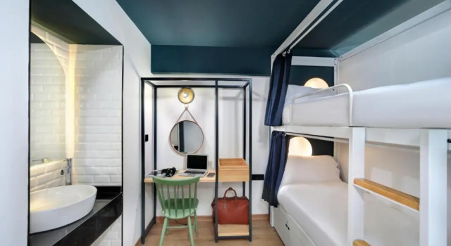 Кровать в общем номере Гостиница The Central House Istanbul Galata