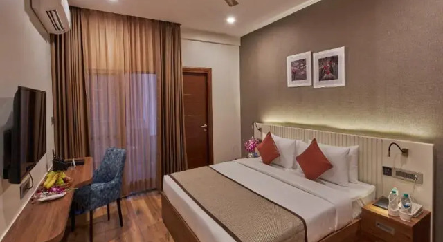 Двухместный номер Deluxe с балконом Regenta Inn Grand-ORR, Mahadevapura