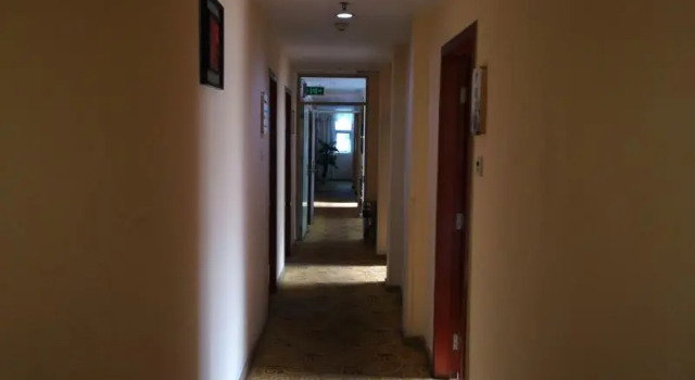 Chaohai Hotel