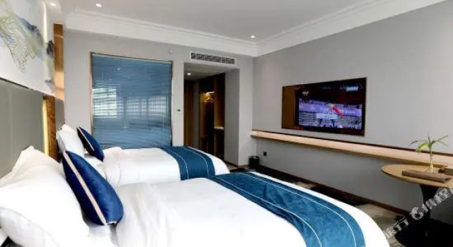 Luksusowy dwuosobowy suite GreenTree Eastern Hotel(Bright Pearl)