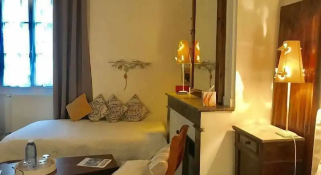 Номер Executive B&B Le Miroir aux Fées Bordeaux