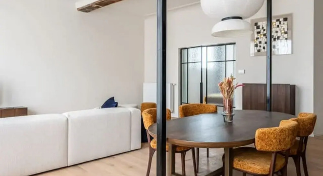 Stylishly Renovated Apartment With City View, Забронировать Апартаменты/квартира Гент Leiestreek, рядом с Graffiti Street