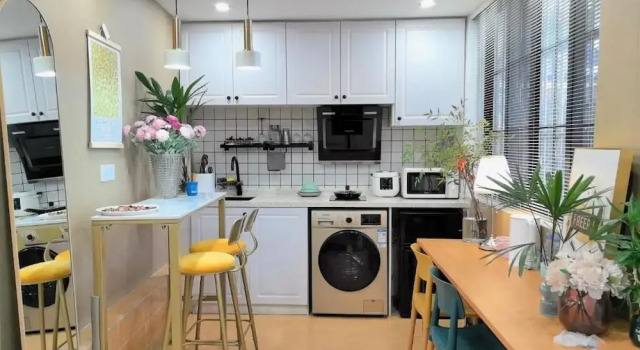 Shanghai Hills&Zinn Changle road Homestay, Varaa Hotelli Xuhui 