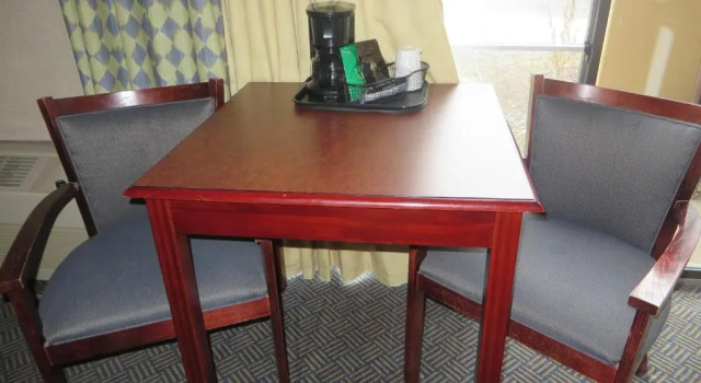 Четырёхместный номер Standard Baymont by Wyndham Michigan City