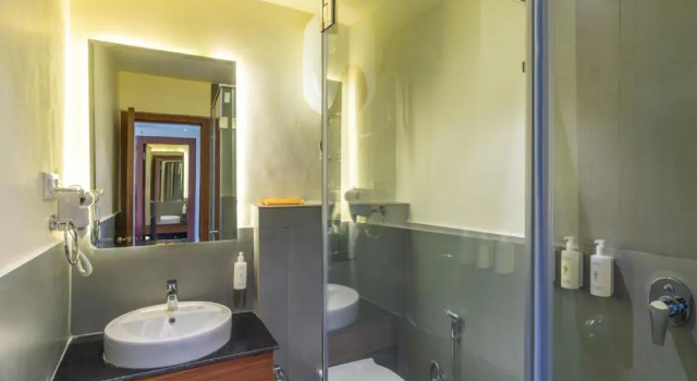 The Hosteller Dalhousie, Mall Road