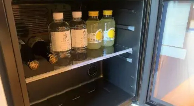 Strong Way Yuan Zi, Book Hotel Yangjiang 