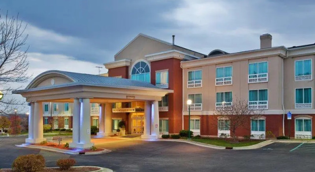 Номер Standard Holiday Inn Express Hotel & Suites Grand Rapids-North by IHG