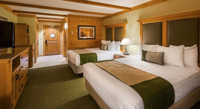 Четырёхместный номер Standard с видом на горы Brian Head Lodge