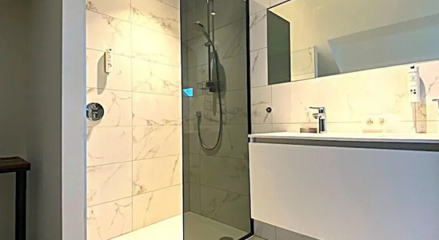 Двухместный номер Comfort Мансарда Hotel Acropolis " Op het sportiefste park van de kust "