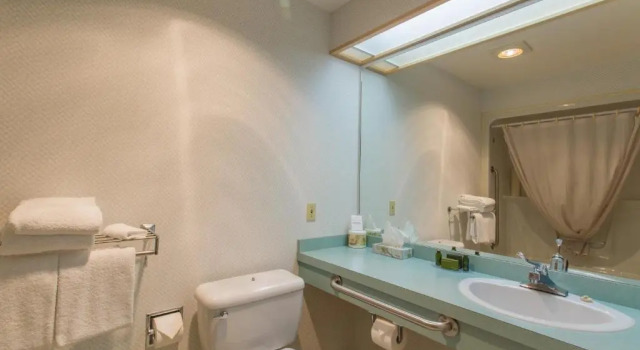 Номер Standard Powell River Town Centre Hotel