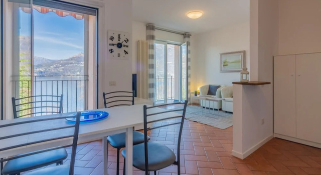Апартаменты Flower House With Lake View - RS