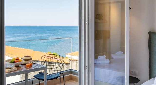 Двухместный номер Deluxe с балконом и с видом на море Aiora Suites
