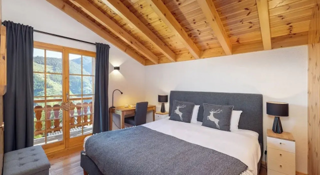 Chalet Belle Vue Alpine Charm With a View to Remember, Prenota Chalet Hotel a Canton Vallese con parcheggio, Parcheggio