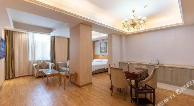 Люкс Deluxe Vienna 3 Best Hotel(Lanzhou East Market Branch Subway Station Store)