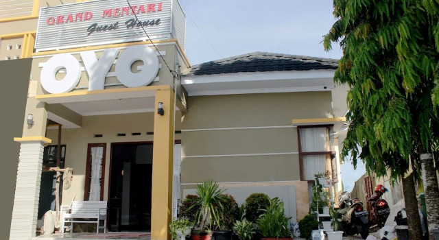 OYO 783 Grand Mentari Guest House, Prenota Affittacamere Bengkulu Sumatra