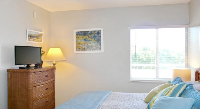 Номер Standard Idyllic Inland Condo With Pool and Beach Access