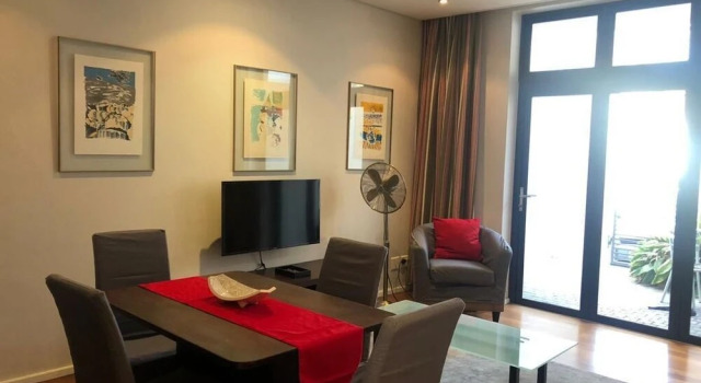 Апартаменты c 1 комнатой Lovely one Bedroom Open Plan Apartment
