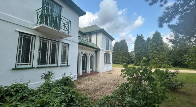 Private Lincoln Retreat - 4 Bedroom House, Varaa Lomakoti Mökit kohteessa Merseyside, Mökki