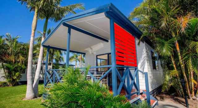 Вилла с видом на закат Lakeside Forster Holiday Park