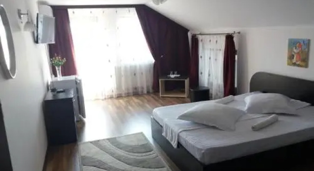Vila Marie "Apartament Cristina", Rezerwuj Apartament Hotele w Navodari z parkingiem, Parking