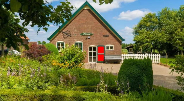 Pothuus 2 persoons vrijstaand huis met vrij uitzicht in de Achterhoek, Rezerwuj Hotel Ruurlo Achterhoek
