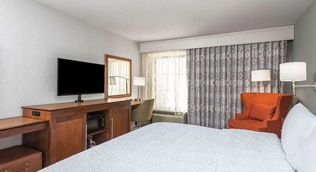 Одноместный люкс Hampton Inn & Suites Florence Center