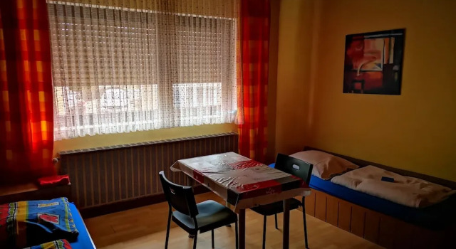 Monteurzimmer Hauptstrasse, Забронировать Апартаменты/квартира Апартаменты Хассельрот, Апартаменты/квартира