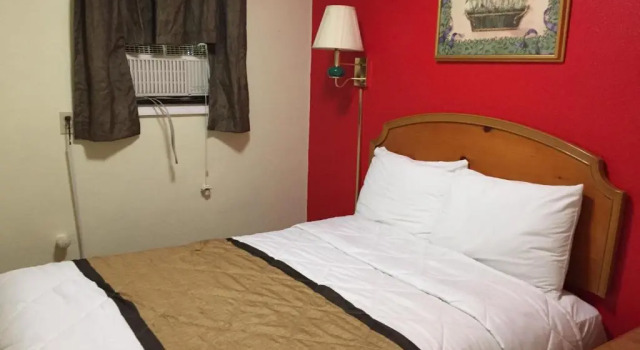 Номер Standard Americas Best Value Inn & Suites