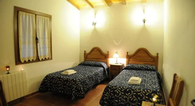 La Portilla de Cabezo, Book Hotel Ladrillar 