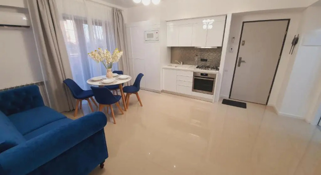 Ely Residence2