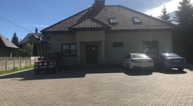 Апартаменты Klimatyzowane Apartamenty i Pokoje przy Targach Kielce